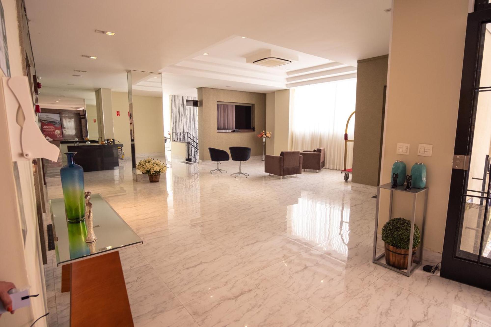 Padom Business Hotel Bragança Paulista エクステリア 写真