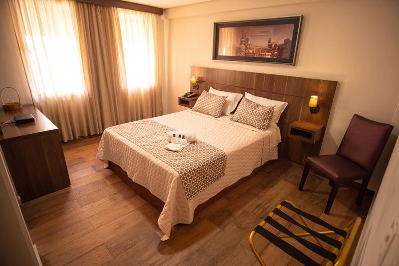 Padom Business Hotel Bragança Paulista エクステリア 写真