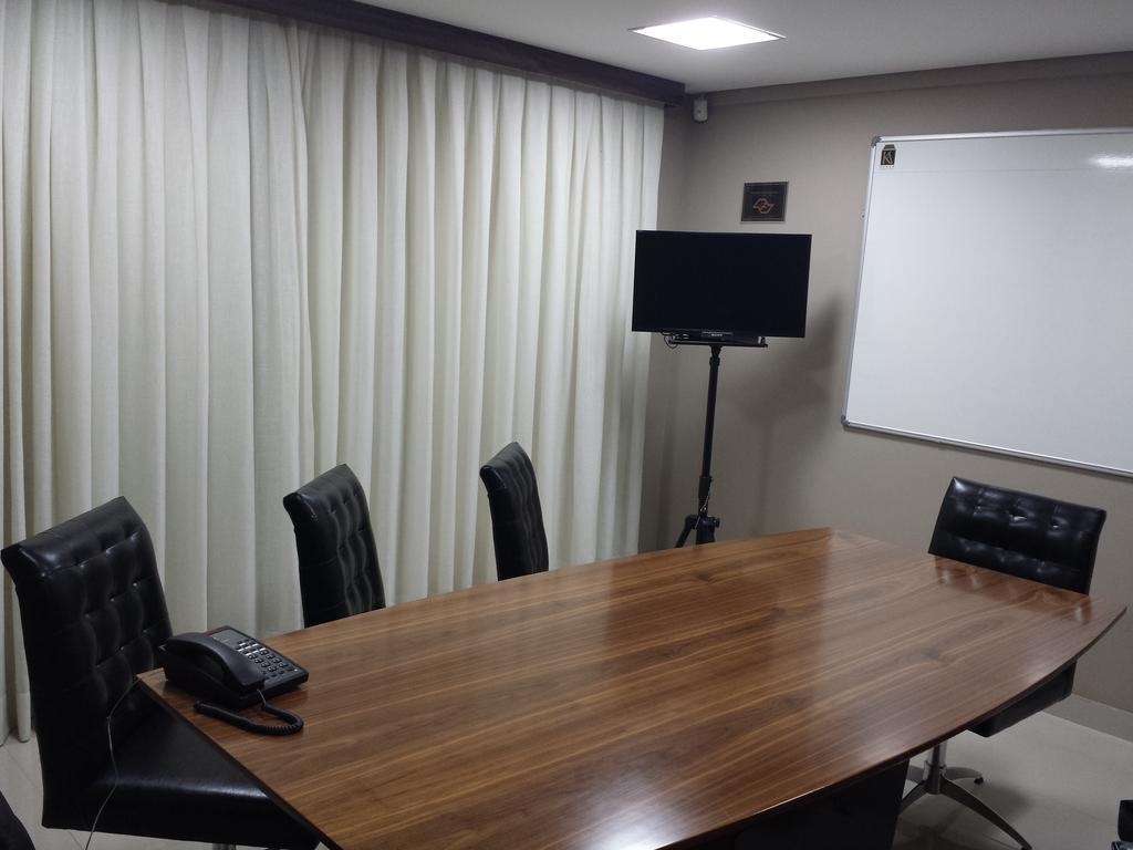 Padom Business Hotel Bragança Paulista エクステリア 写真